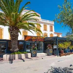 Отель Restaurant La Arena, Карри-ле-Руэ