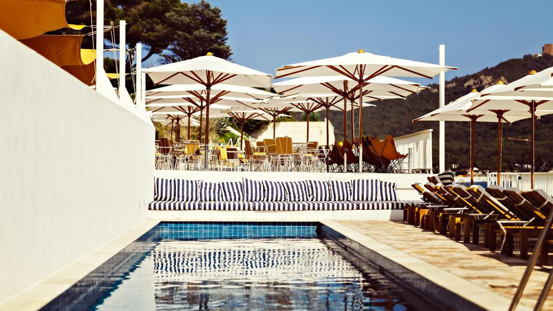 Les Roches Rouges, A Beaumier Hotel Saint-Raphael